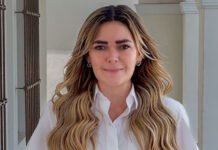 LES BAJA EL VOLUMEN!