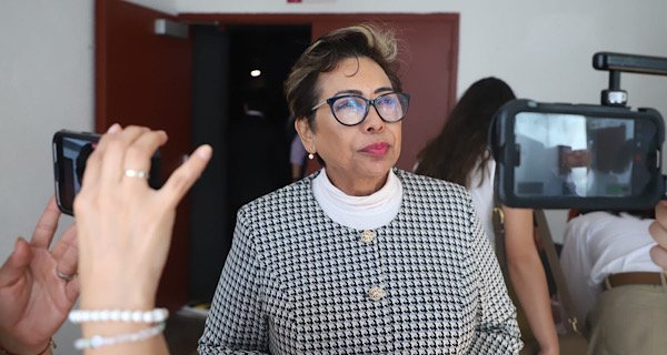 Delia González Cobos