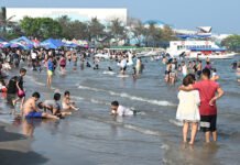 HASTA PARECEN VACACIONES!