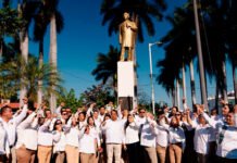 RECORDAR A JUÁREZ ES RECORDAR EL SERVICIO A LA PATRIA!