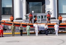 DA BANDERAZO A SALVAVIDAS!