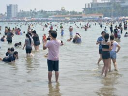 A REVENTAR EL PUERTO!