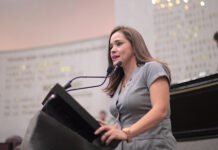 NI DE LENGUA PODEMOS ECHARNOS UN TACO!
