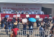 DESFILE DE APLAUSOS Y RECLAMOS!
