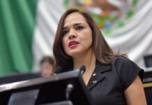 QUE GOBIERNO SE MOCHE CON UNIFORMES