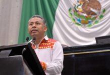 SU LUGAR A CURANDEROS!