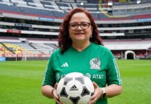 DANIELA, A LA CANCHA!