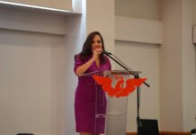 ELENA TRAE LA AGENDA!