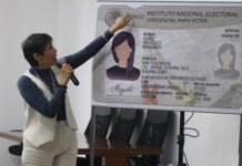 PRESENTA INE LA INFALSIFICABLE!