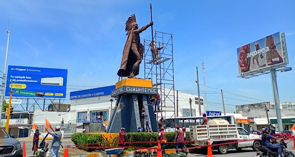 estatua de Cuauhtémoc