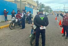 APRIETA EL “MOTO SEGURA”!