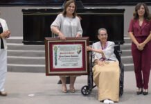 DISTINGUEN TRAYECTORIA DE GLORIA SÁNCHEZ