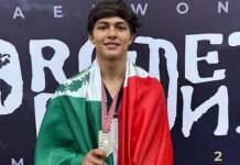 KEVIN, PATADA DE ORO!