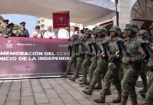 VUELVE EL DESFILE AL PUERTO!