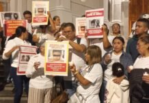 ¡PIDEN VOLTEAR A OTRO LADO EN CASO MAXIMILIANO!