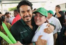EL VERDE NO VA DE FLORERO